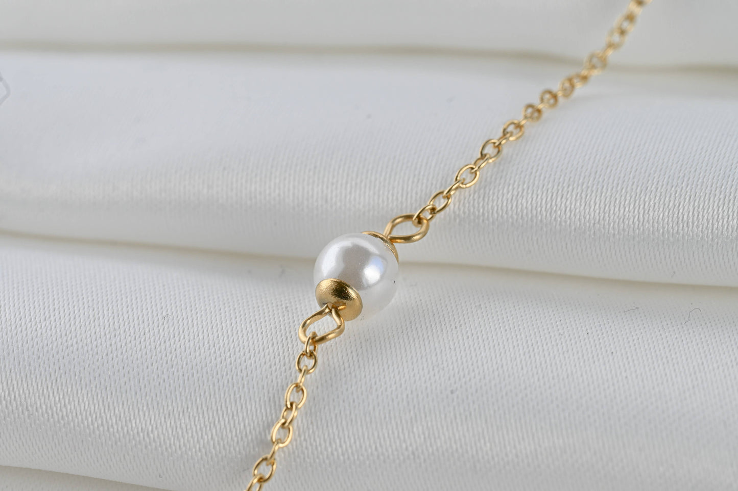 Dainty Pearl Bracelet