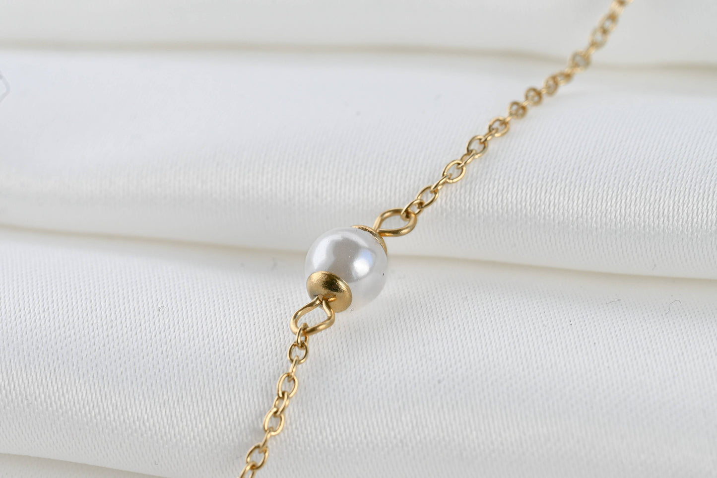 Dainty Pearl Bracelet