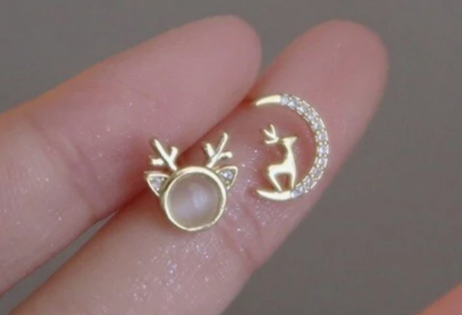 Christmas Deer Earring