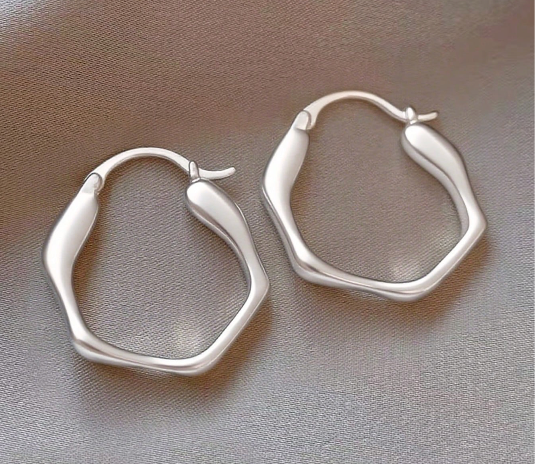 Wave Hoop Earring