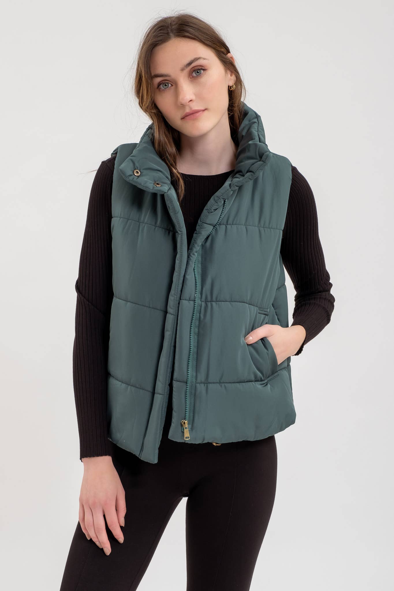 Essential Puffer Vest