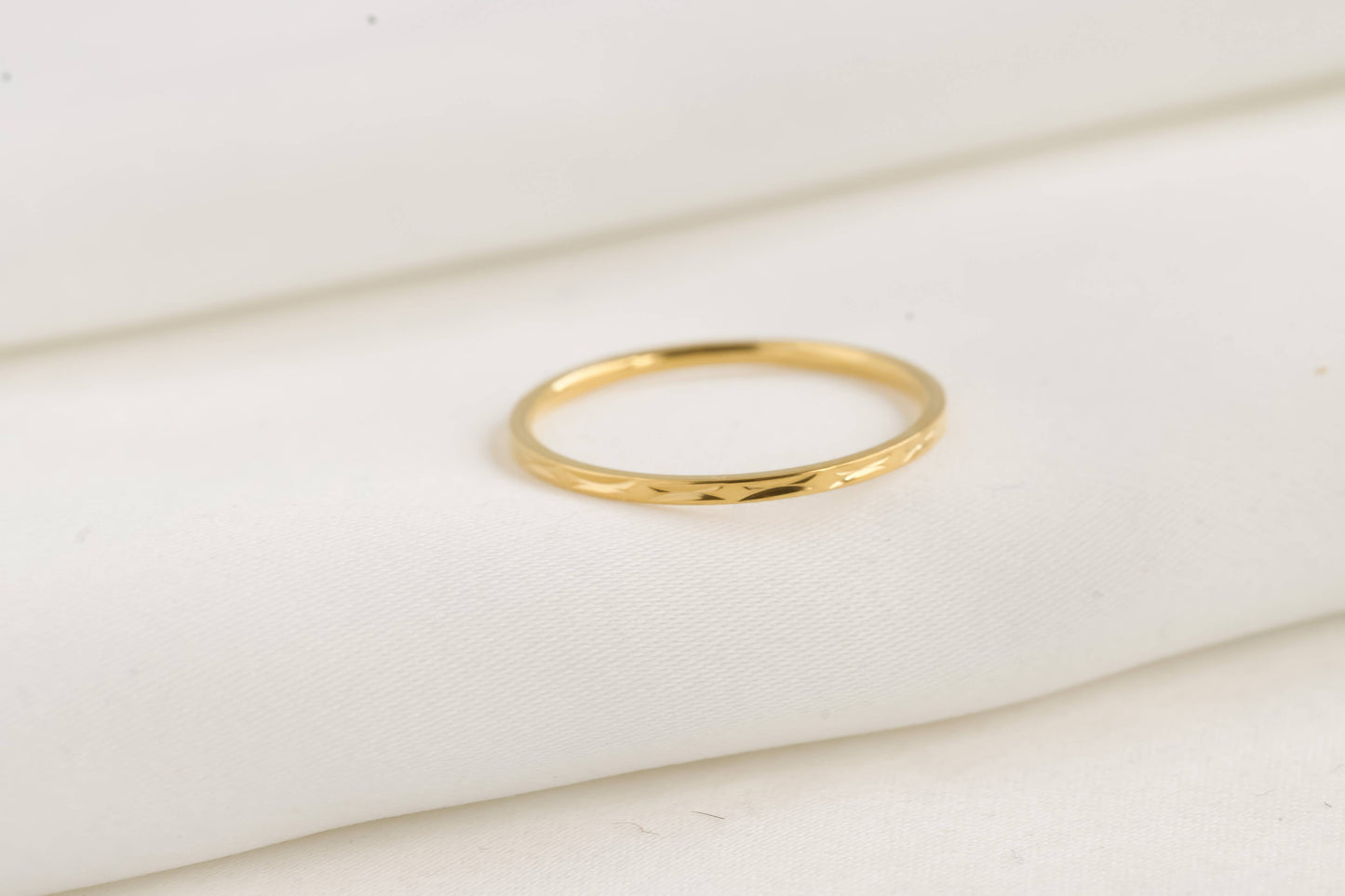 Dainty Gold Ring