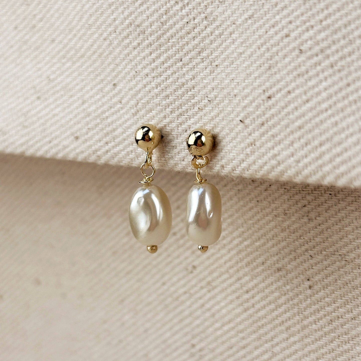 Perfect Pearl Earring