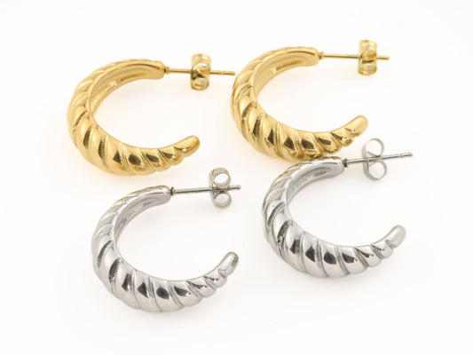Medium Croissant Hoop Earring