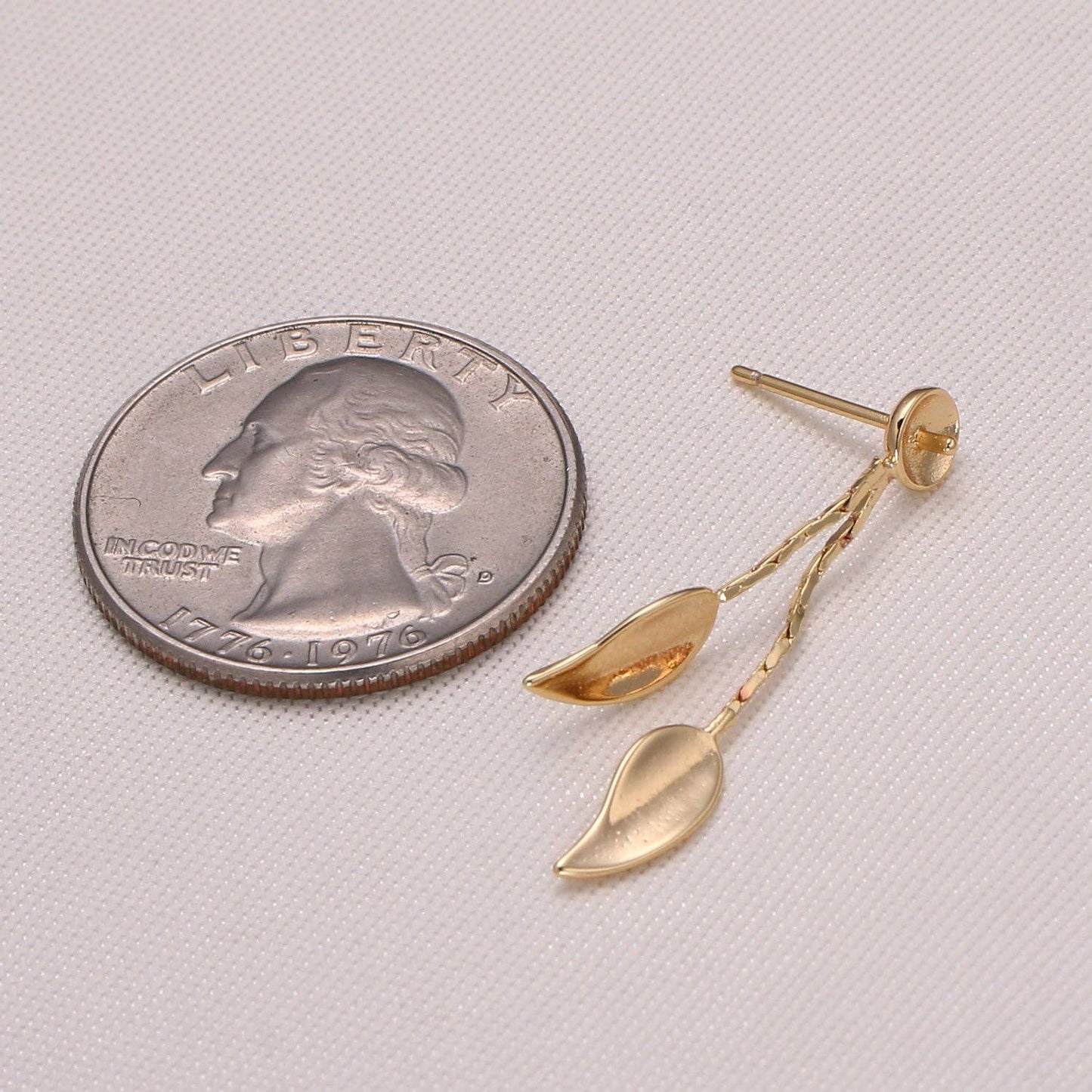 Golden Hanging Leaves Earring